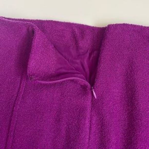 St. John Ana Boucle Knit A-Line Skirt - Picture 12 of 16